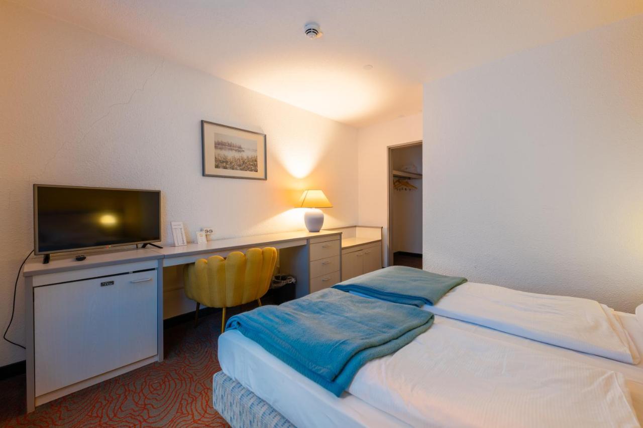 Hessenland Hotel Kassel Innenstadt By Stay Awesome Buitenkant foto