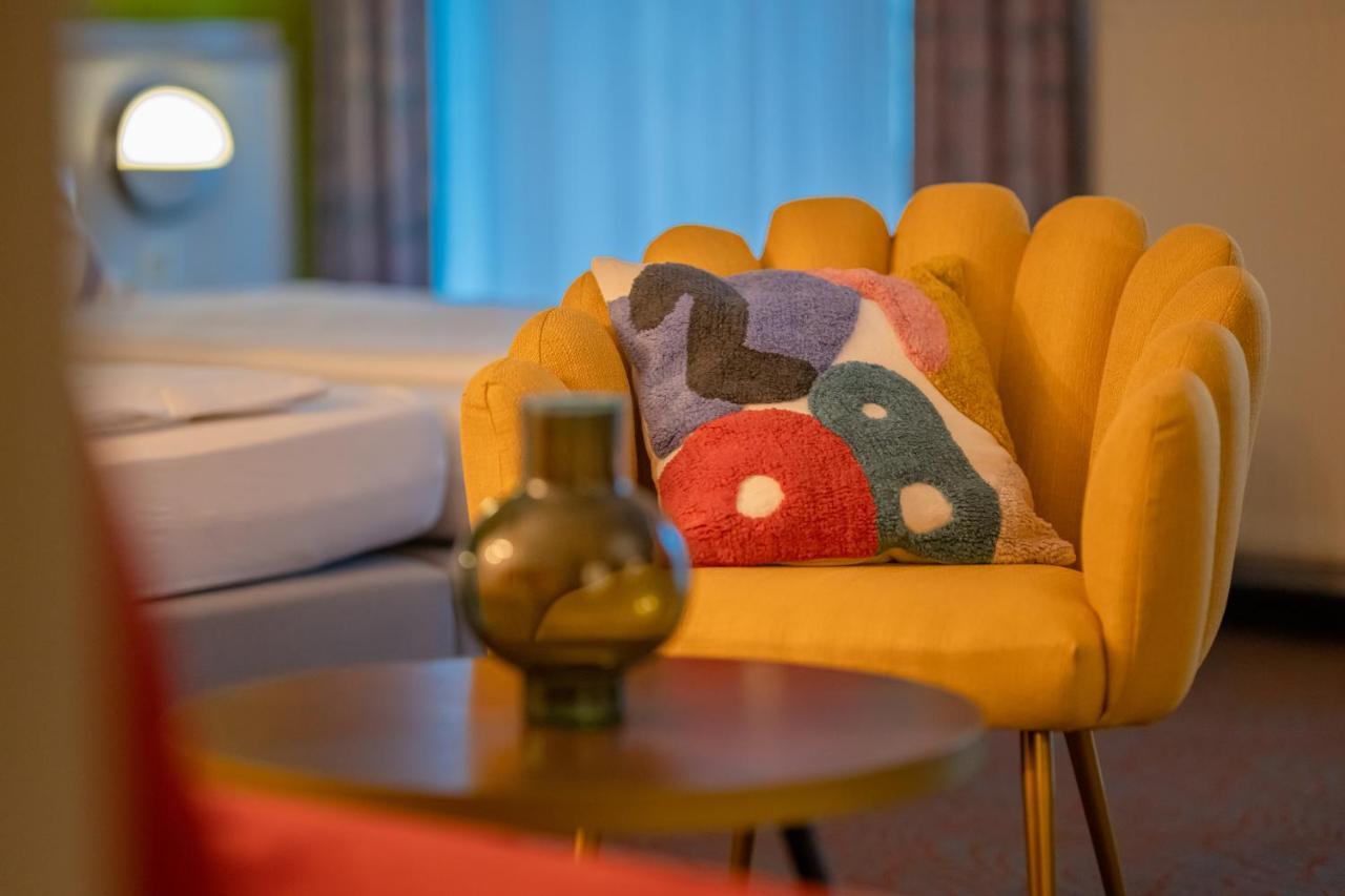 Hessenland Hotel Kassel Innenstadt By Stay Awesome Buitenkant foto