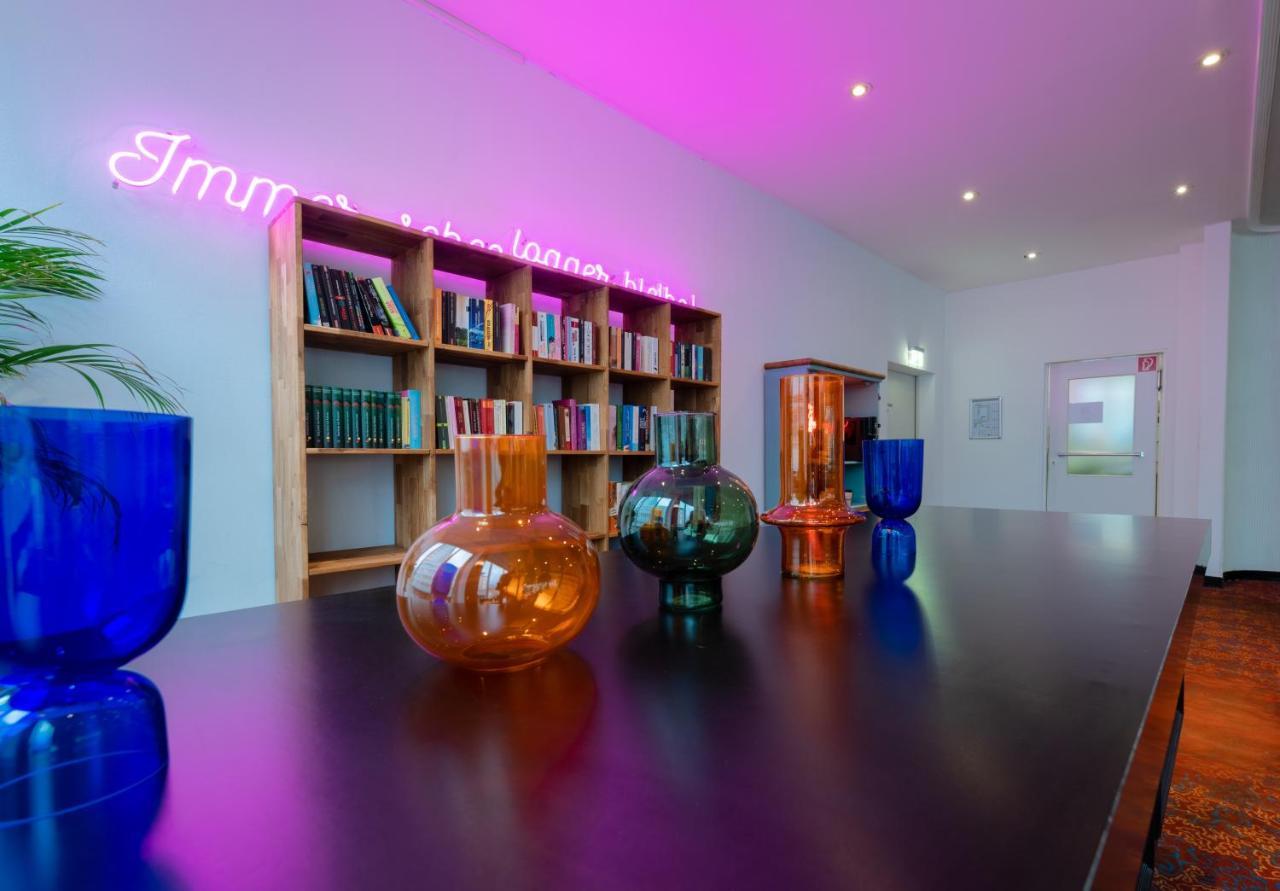 Hessenland Hotel Kassel Innenstadt By Stay Awesome Buitenkant foto